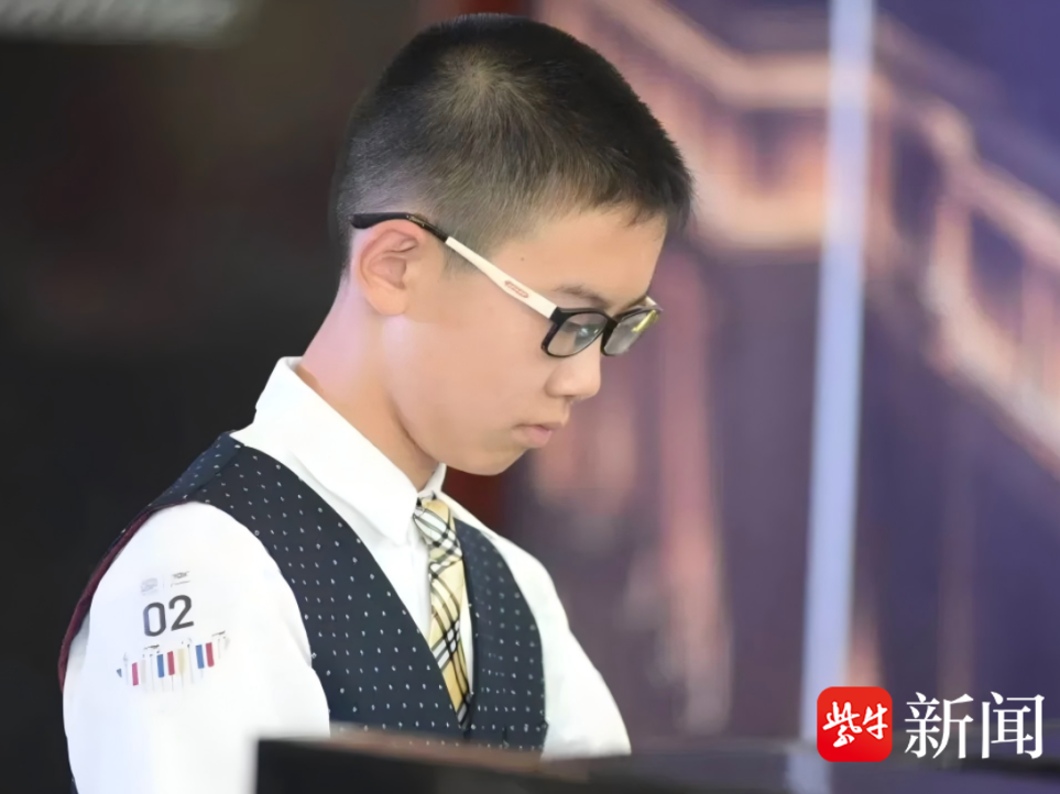 
                        4:3图片