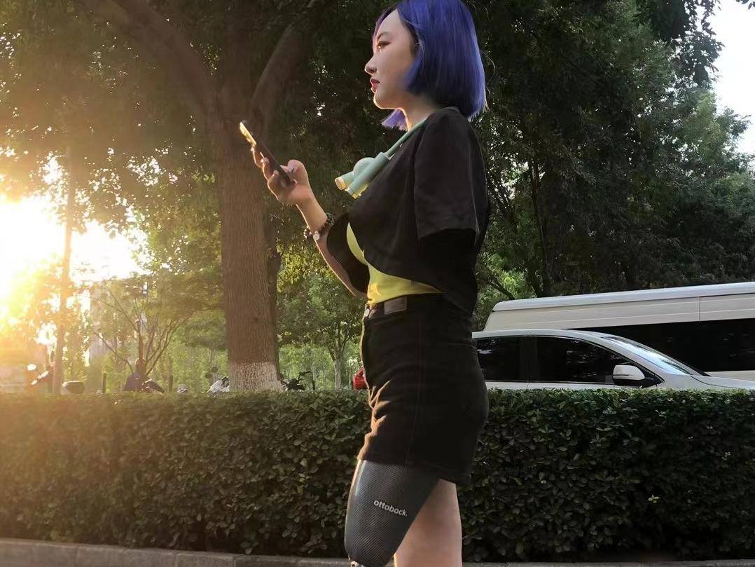 
                        4:3图片
