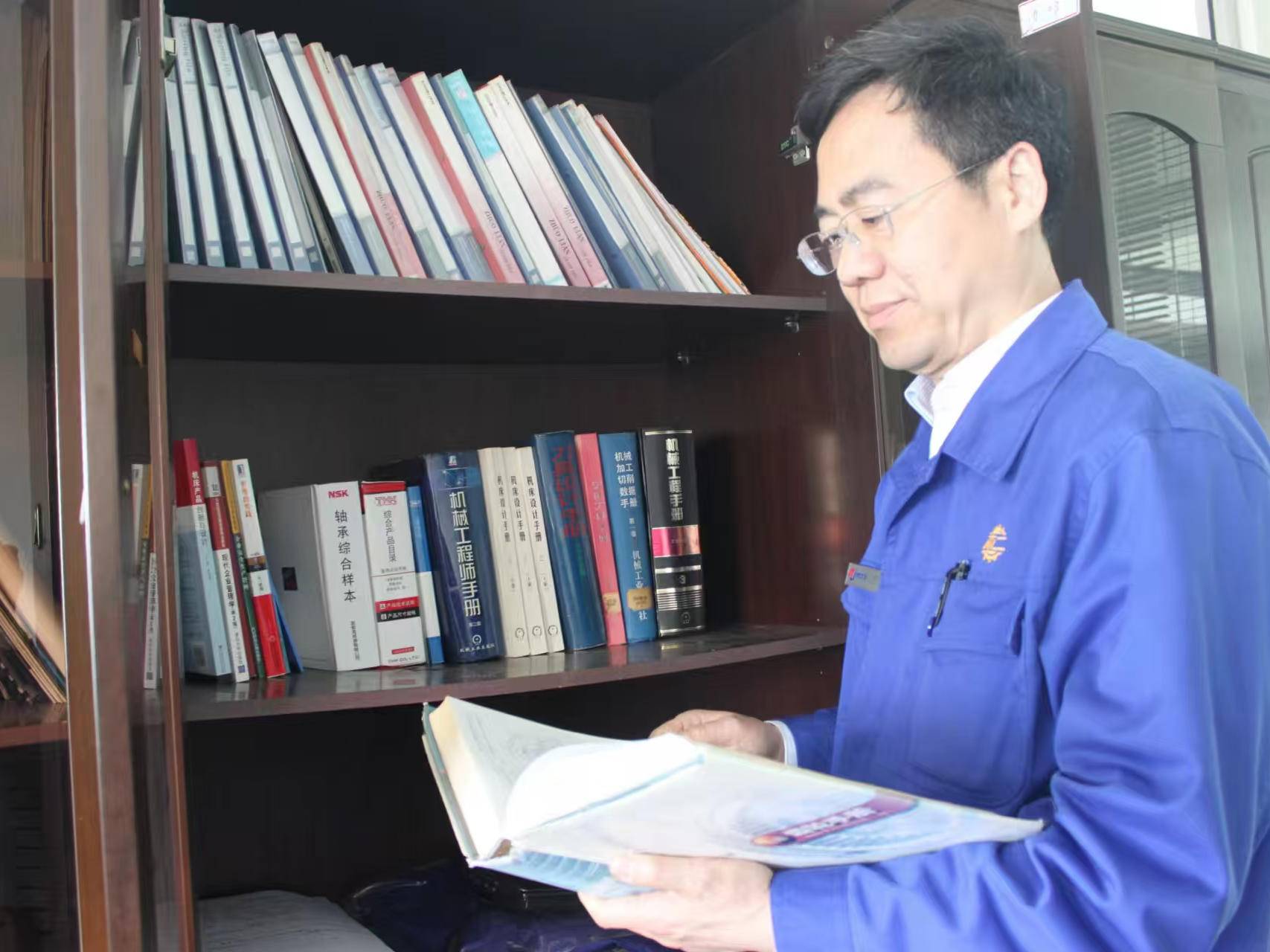 
                        4:3图片