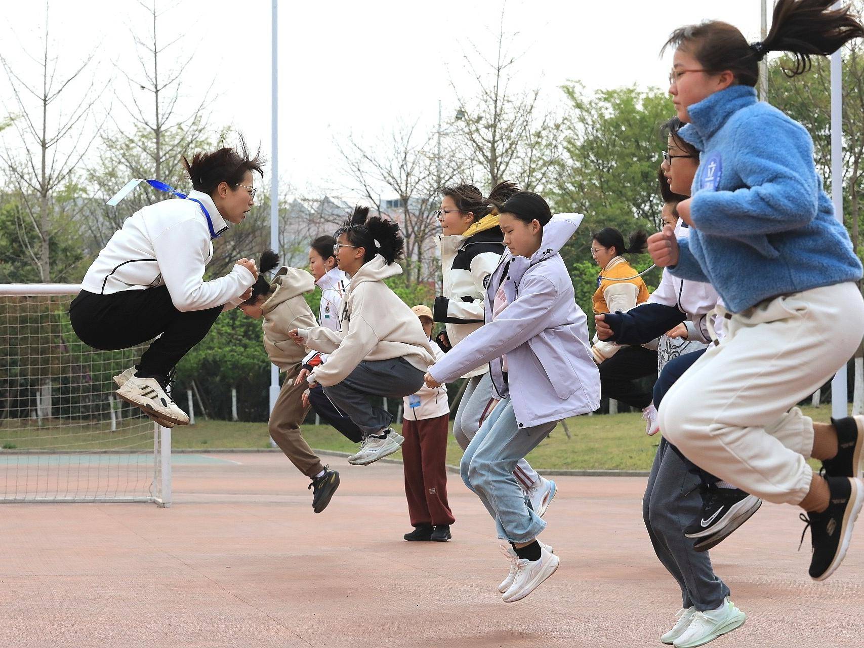 
                        4:3图片
