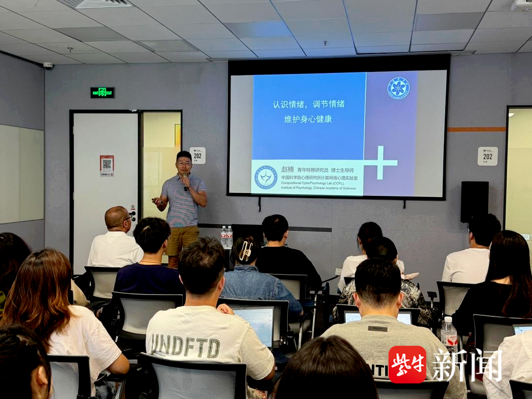 
                        4:3图片