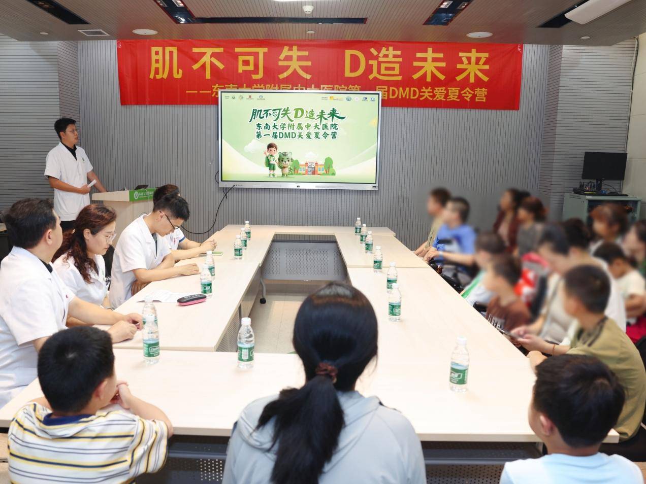 
                        4:3图片