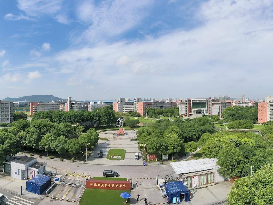 
                        4:3图片