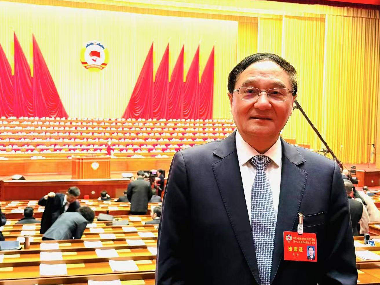 
                        4:3图片
