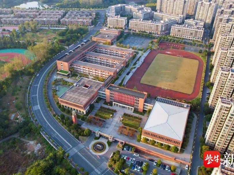 
                        4:3图片