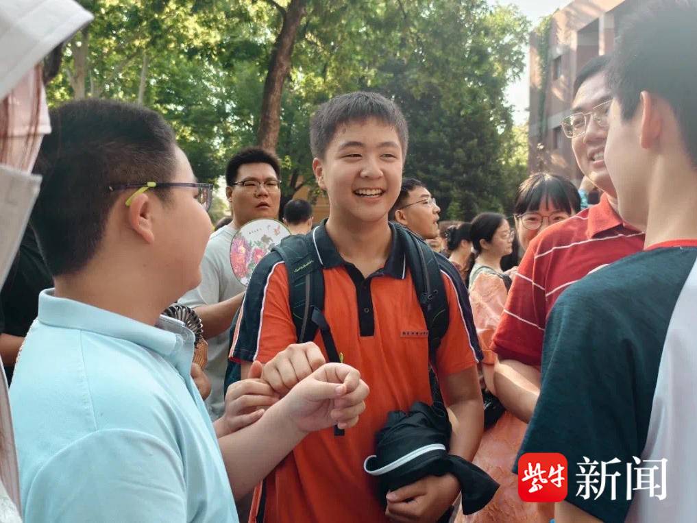 
                        4:3图片