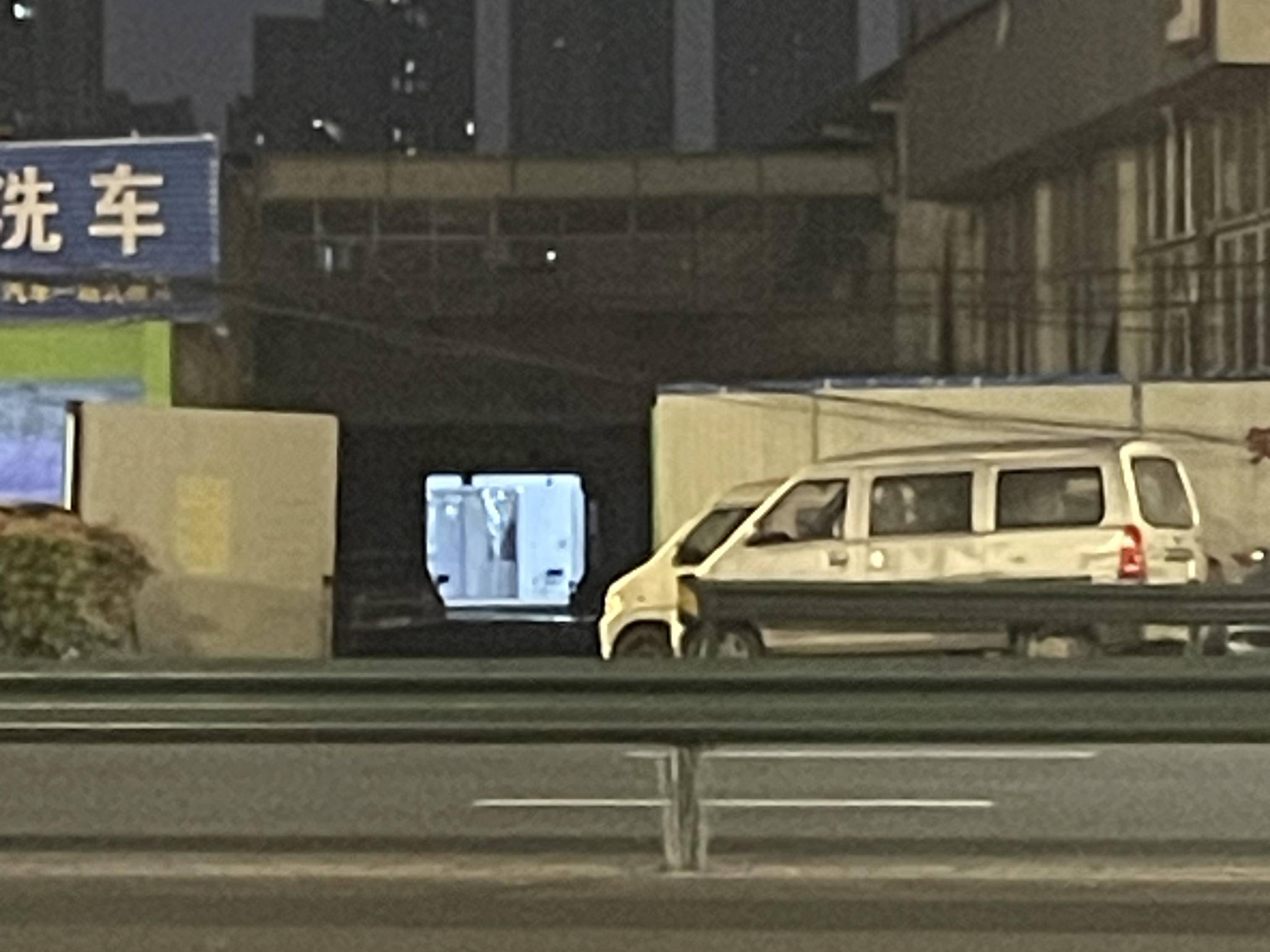 
                        4:3图片