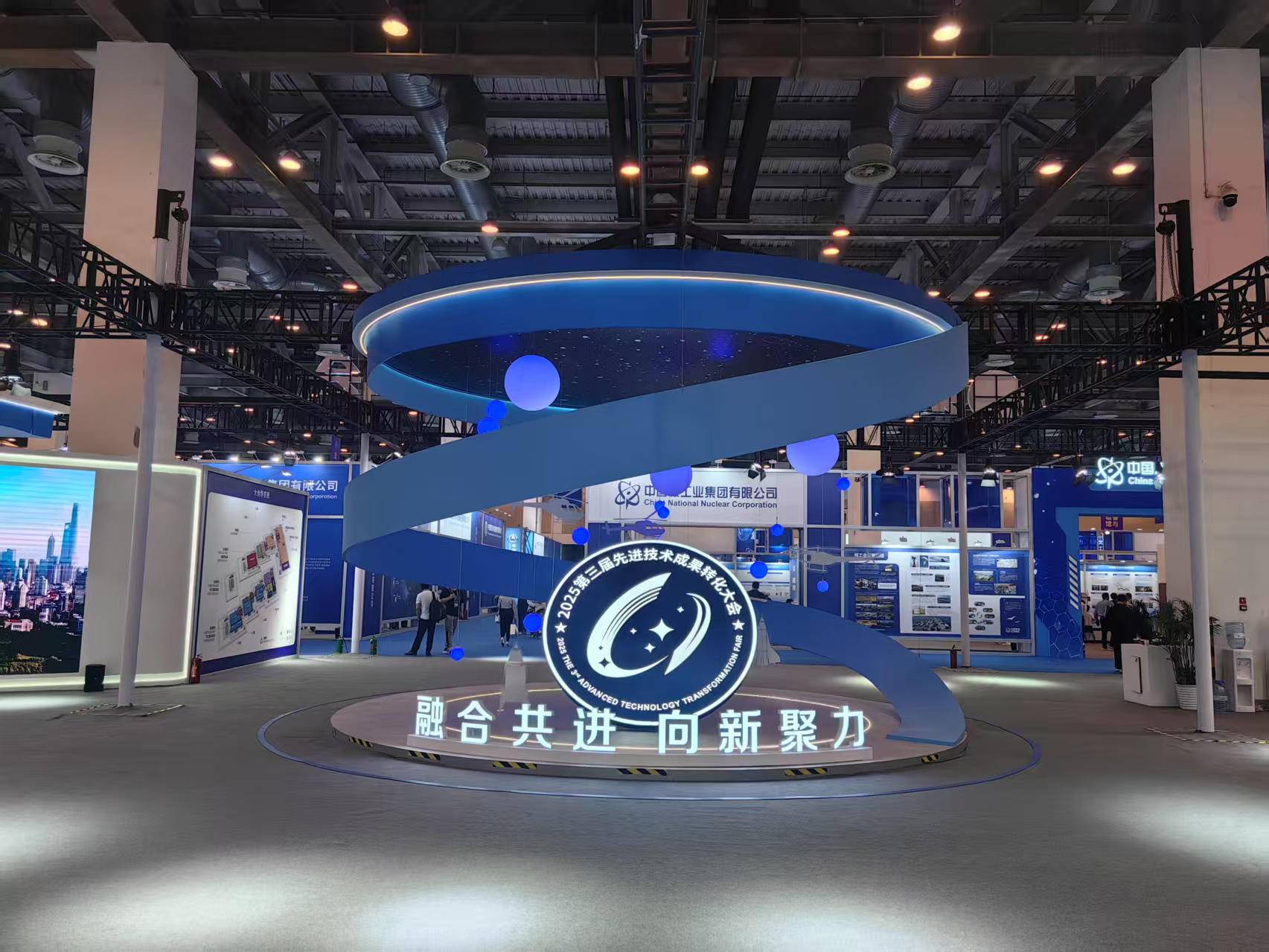
                        4:3图片