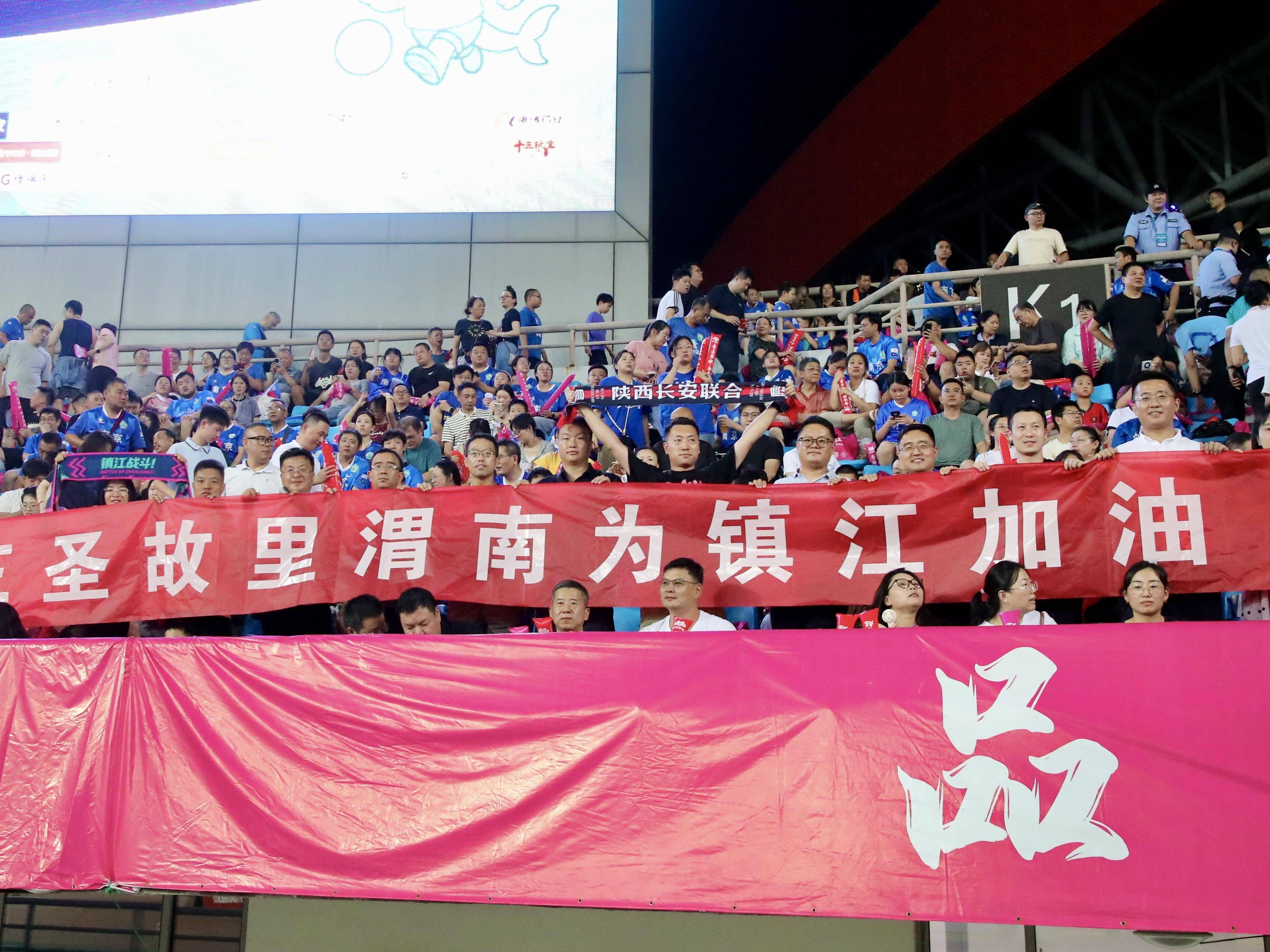 
                        4:3图片