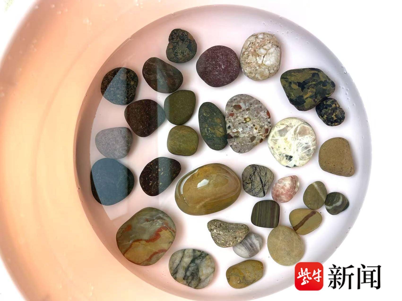 
                        4:3图片