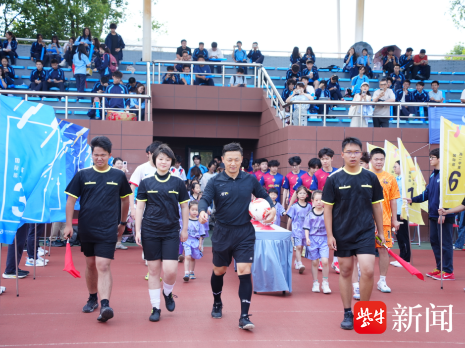 
                        4:3图片