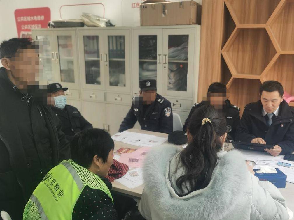 
                        4:3图片