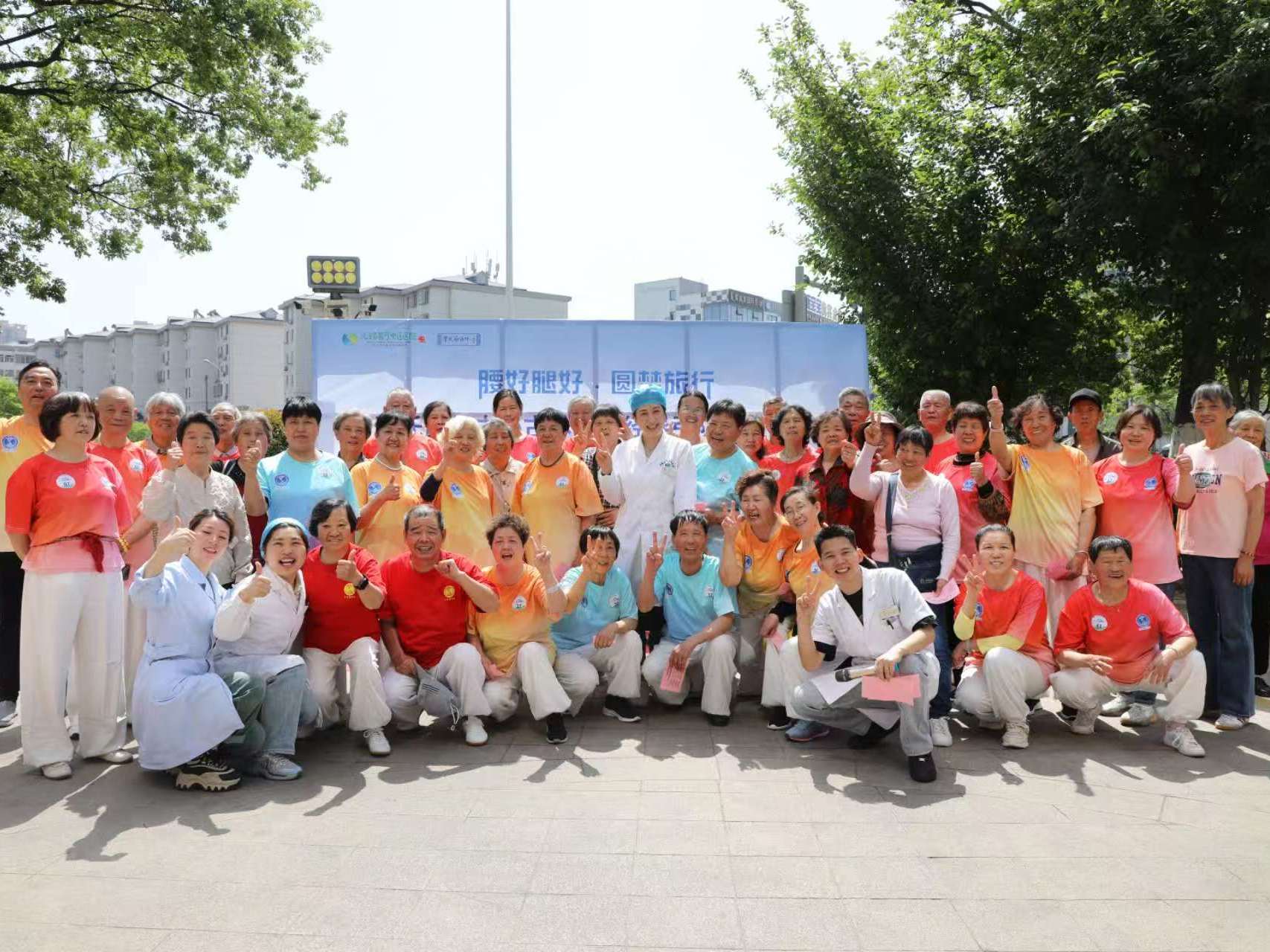 
                        4:3图片