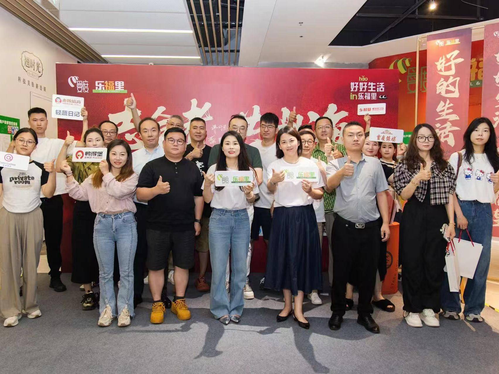 
                        4:3图片