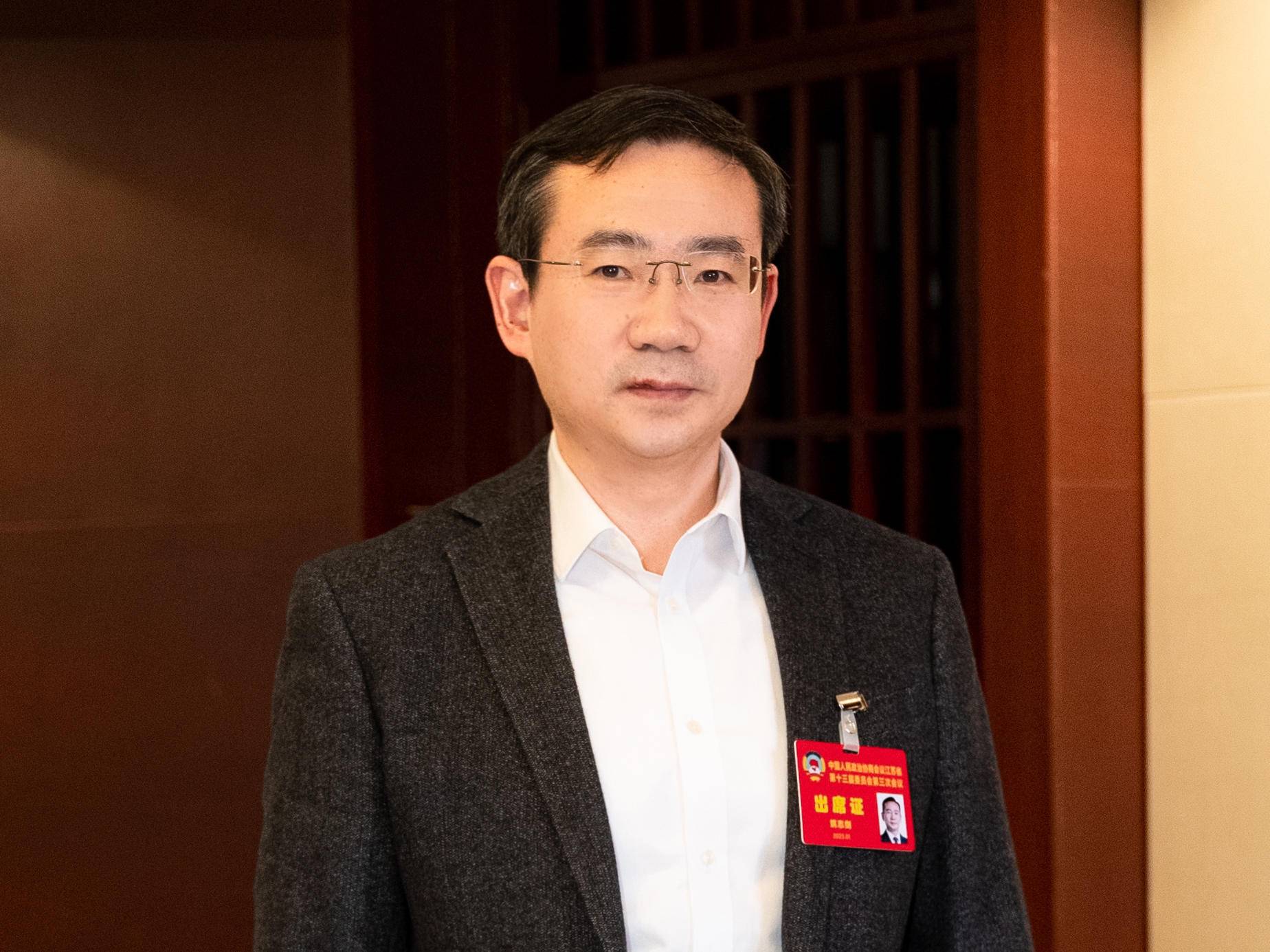 
                        4:3图片