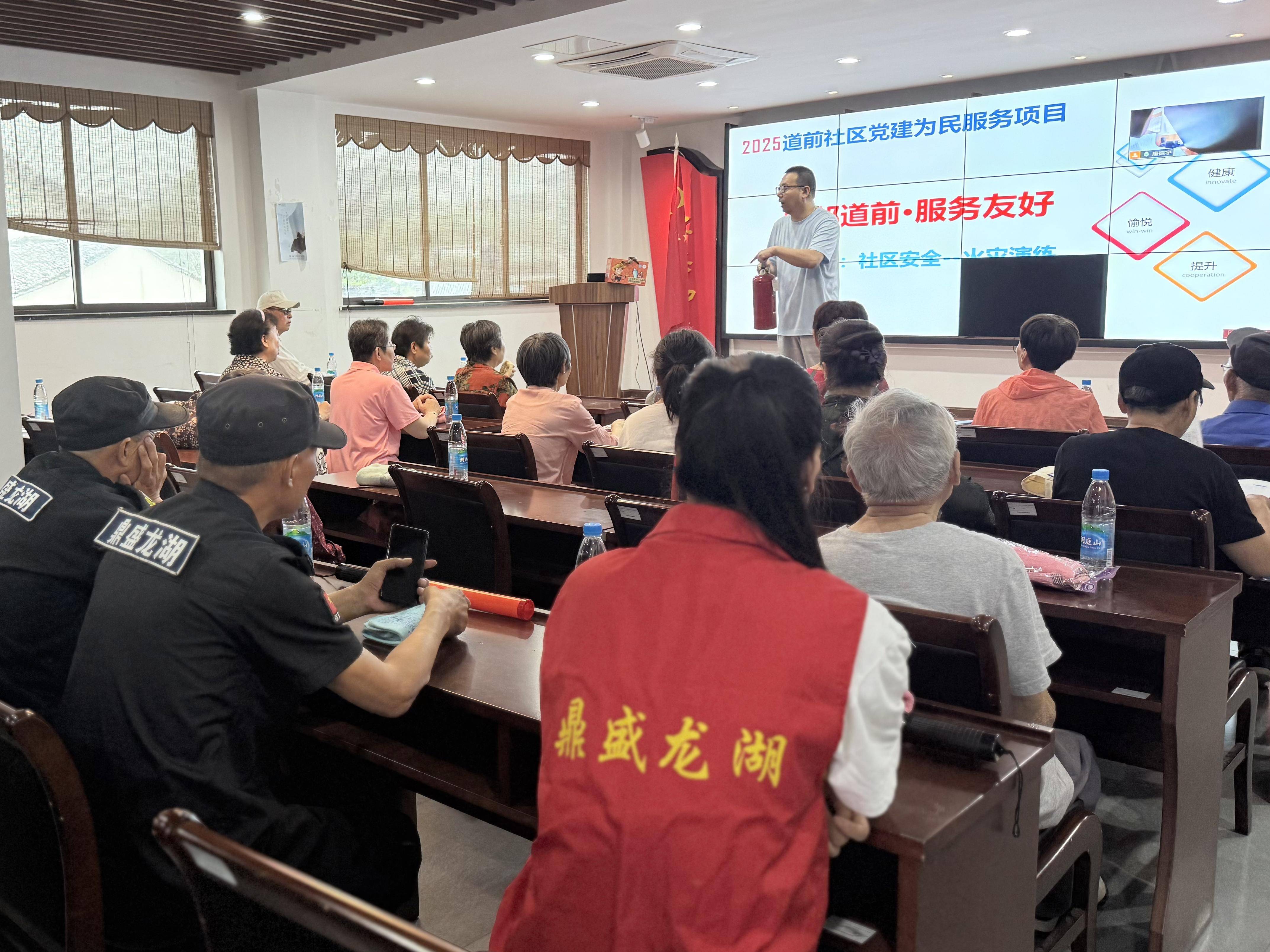 
                        4:3图片