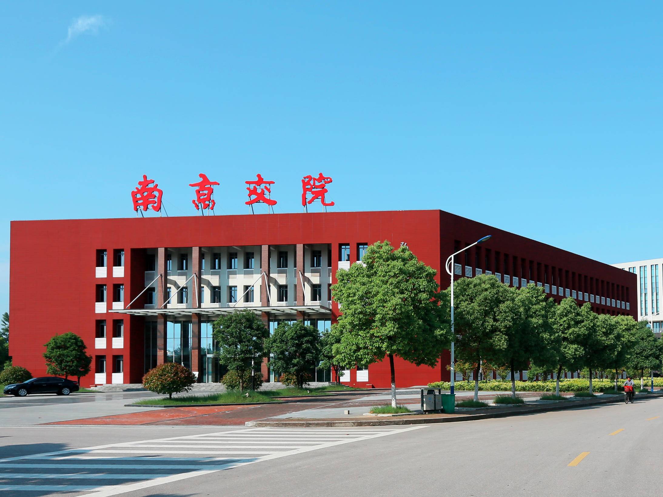 
                        4:3图片
