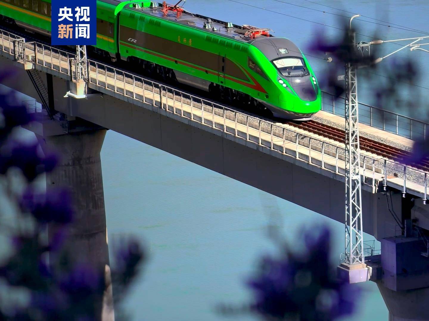 
                        4:3图片