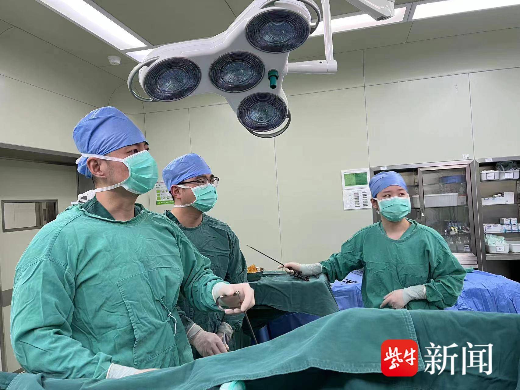 
                        4:3图片