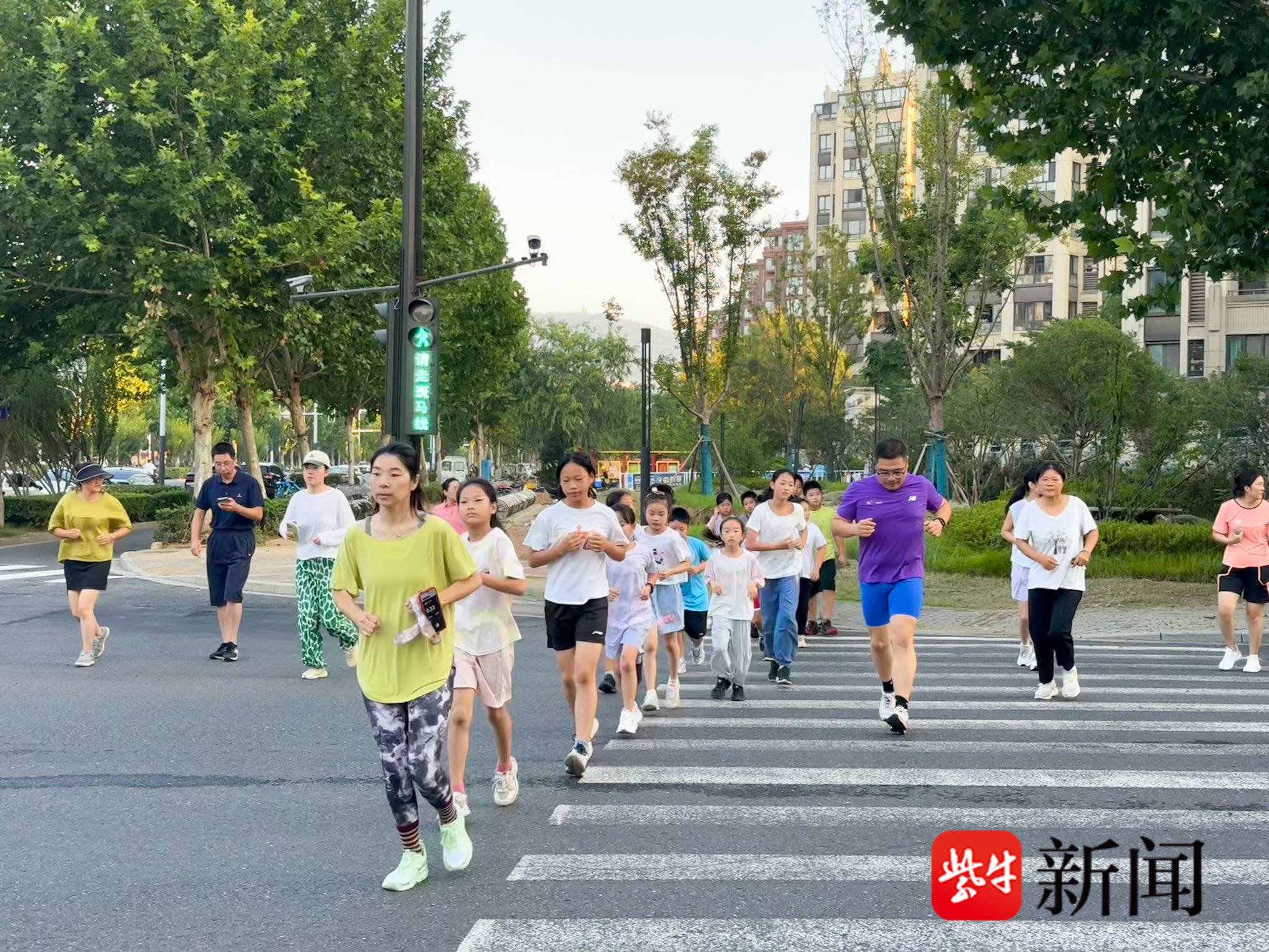 
                        4:3图片