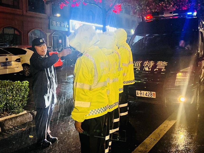 
                        4:3图片
