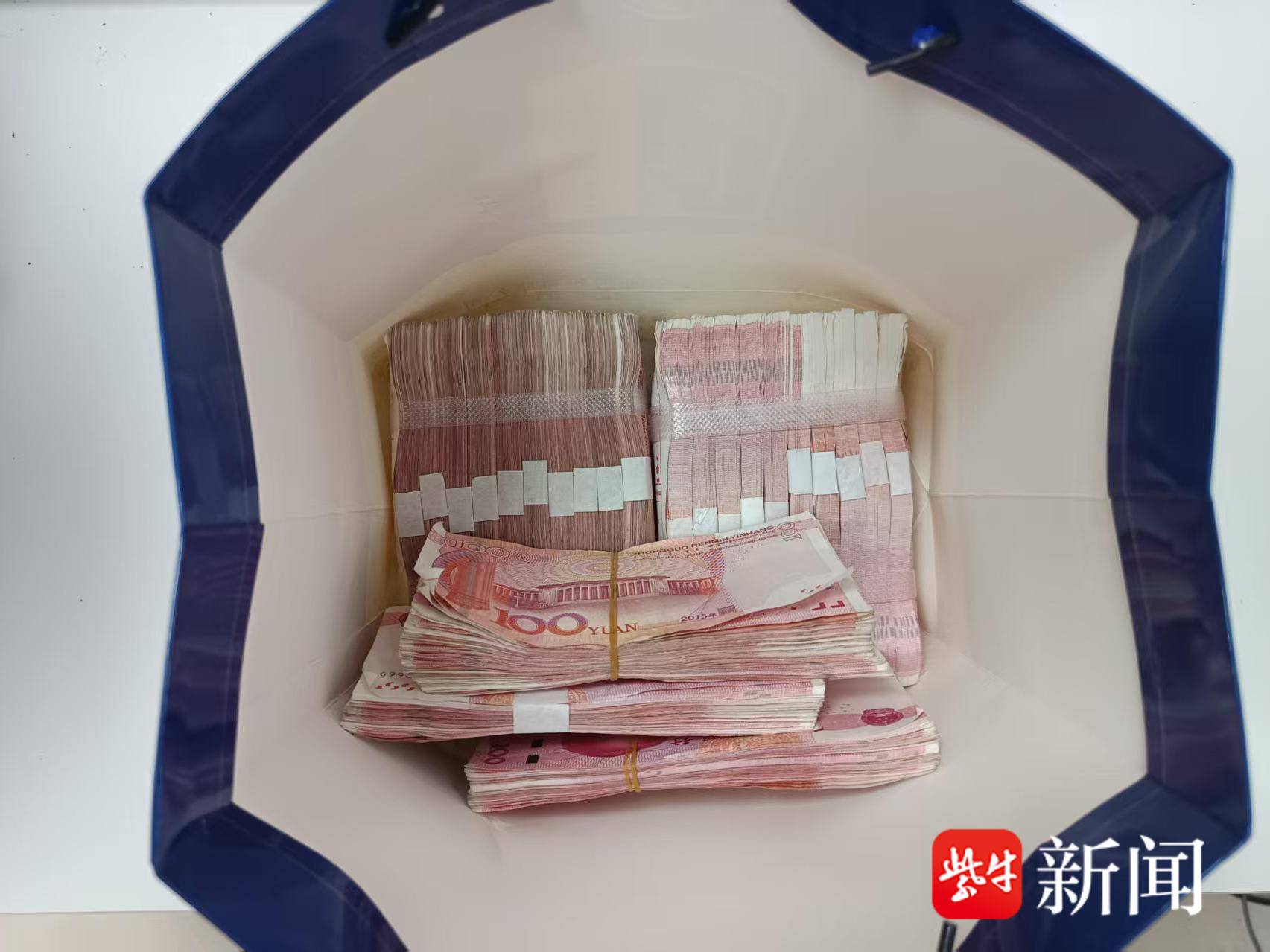 
                        4:3图片
