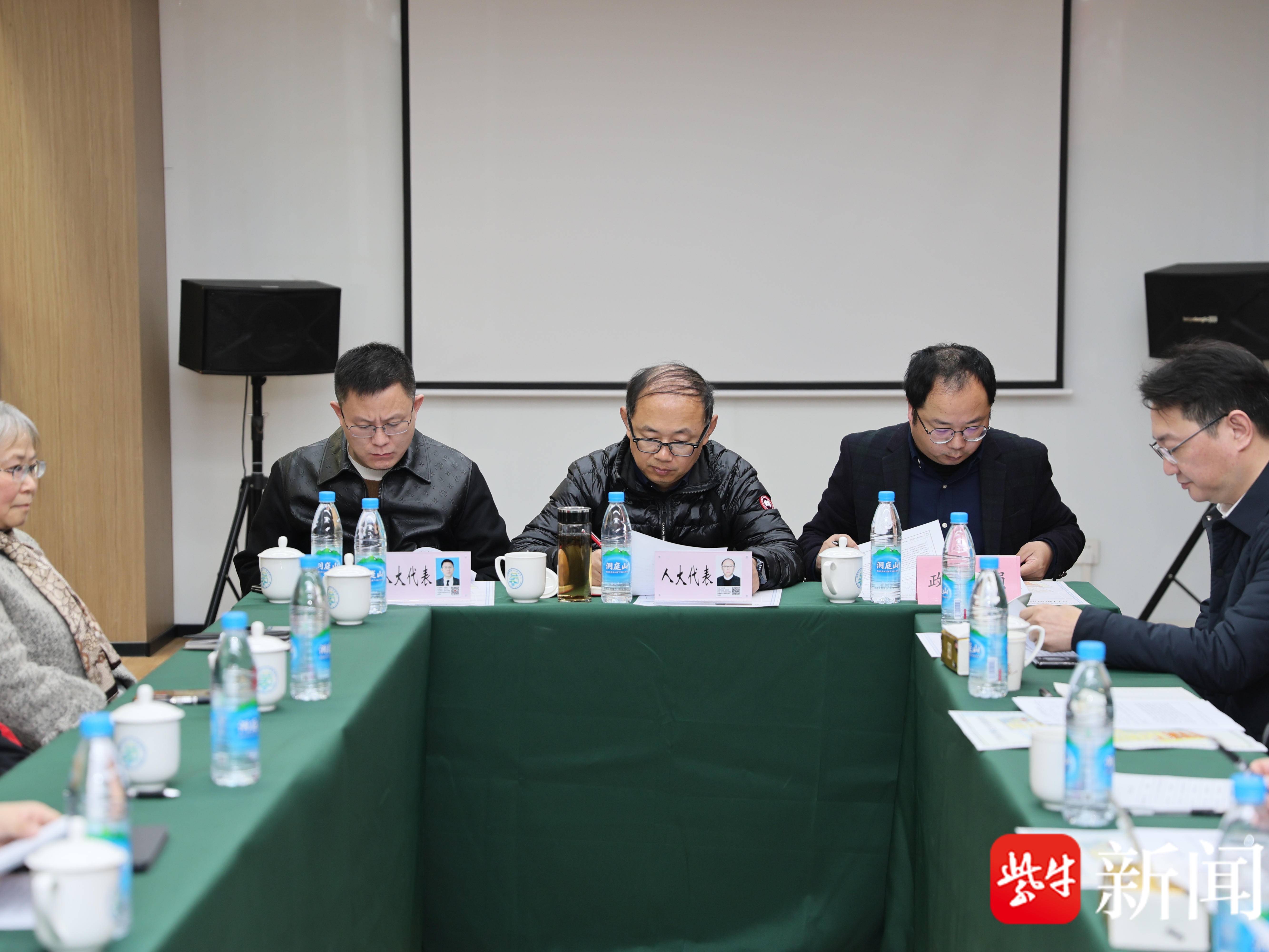 
                        4:3图片