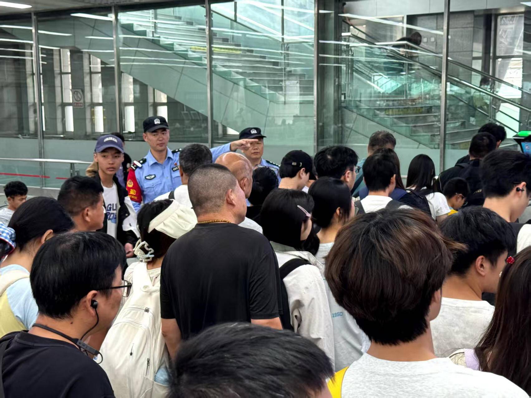 
                        4:3图片
