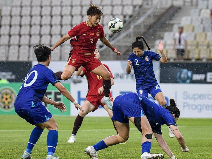 
                        4:3图片