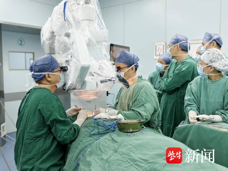 
                        4:3图片