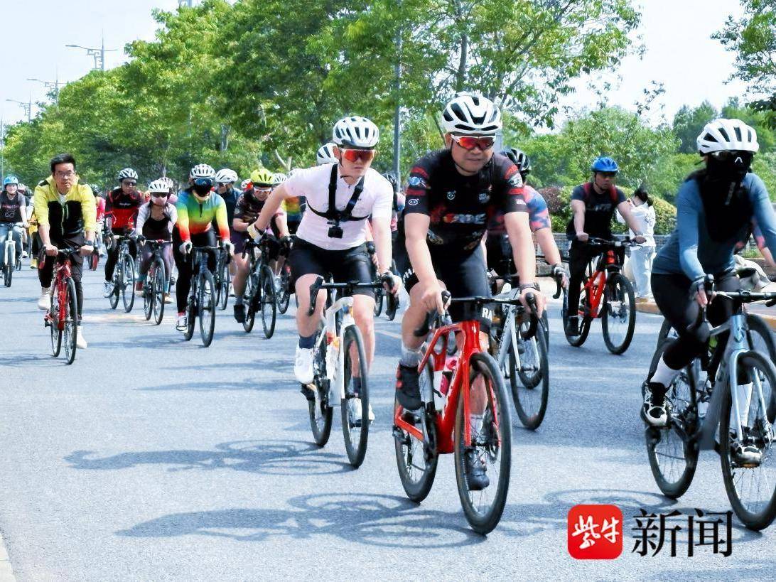 
                        4:3图片