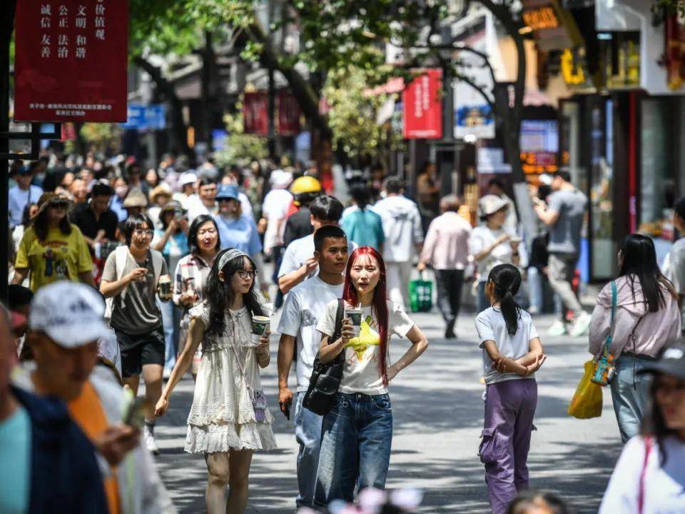 
                        4:3图片