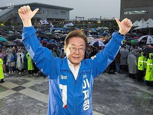 
                        4:3图片
