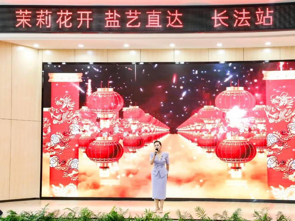 
                        4:3图片