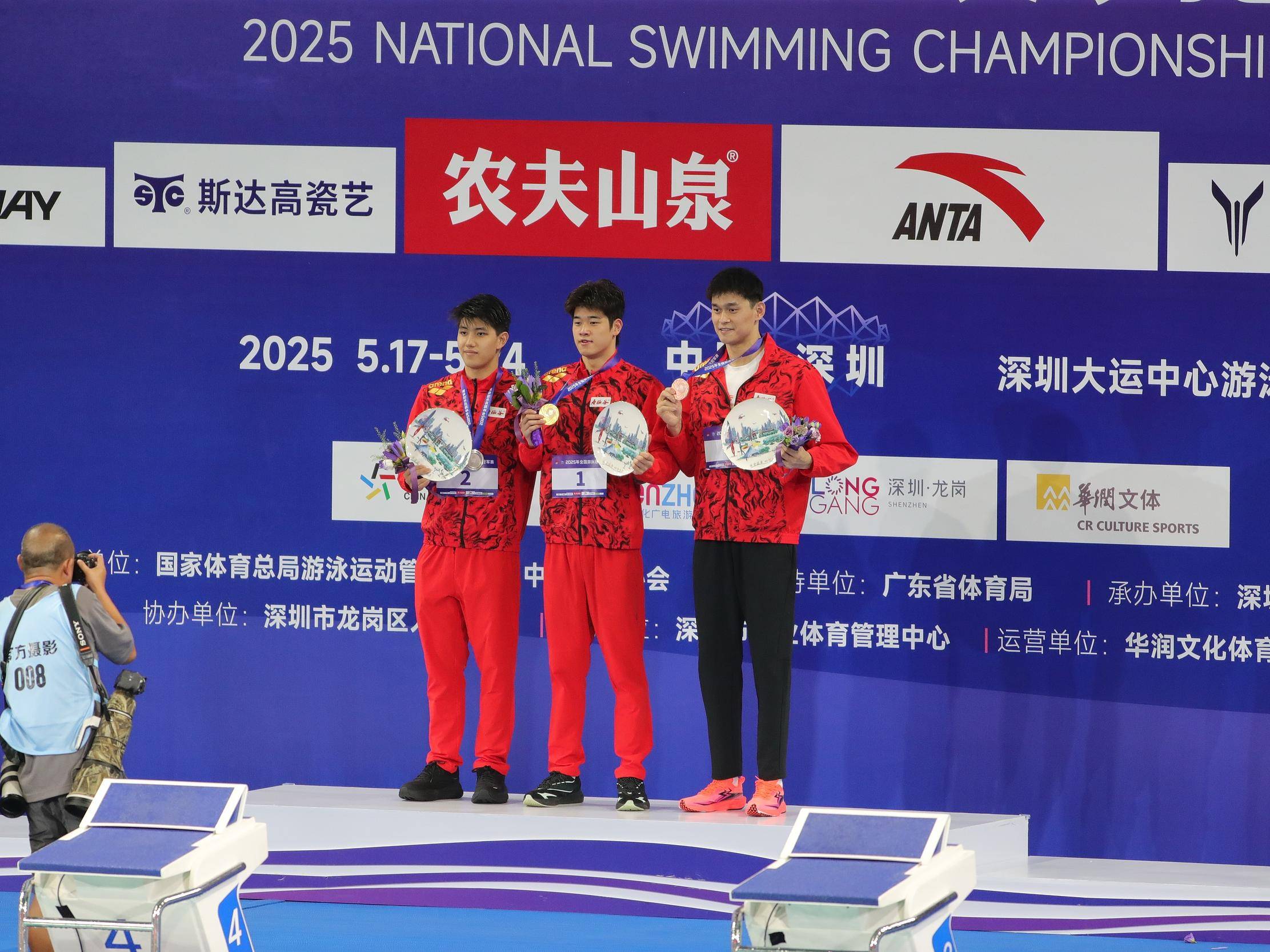 
                        4:3图片