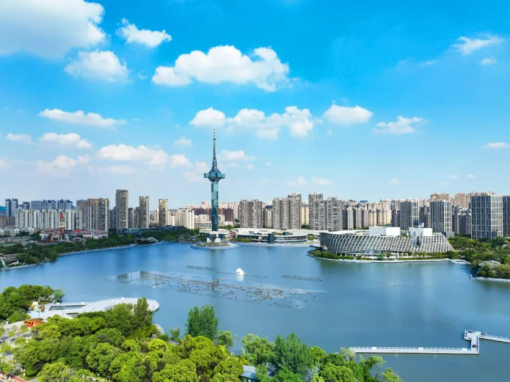 
                        4:3图片