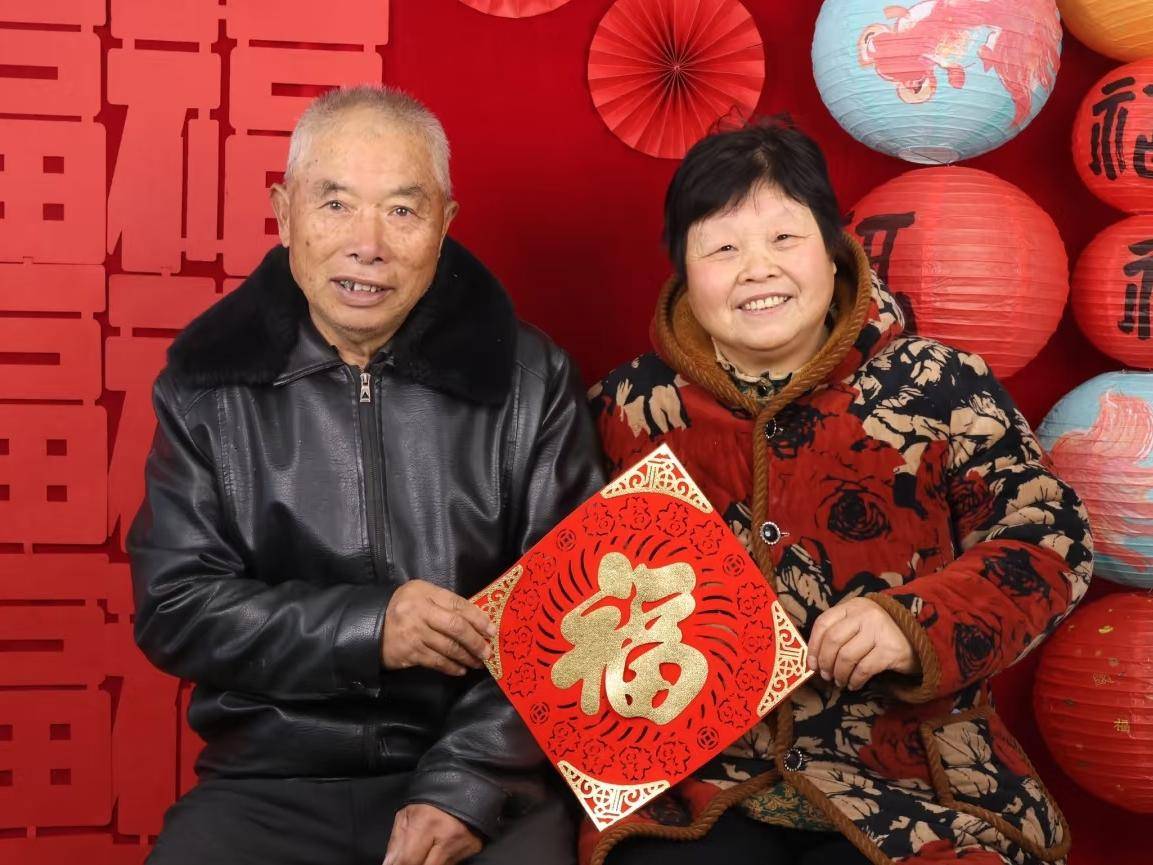 
                        4:3图片