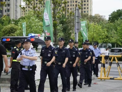 
                        4:3图片