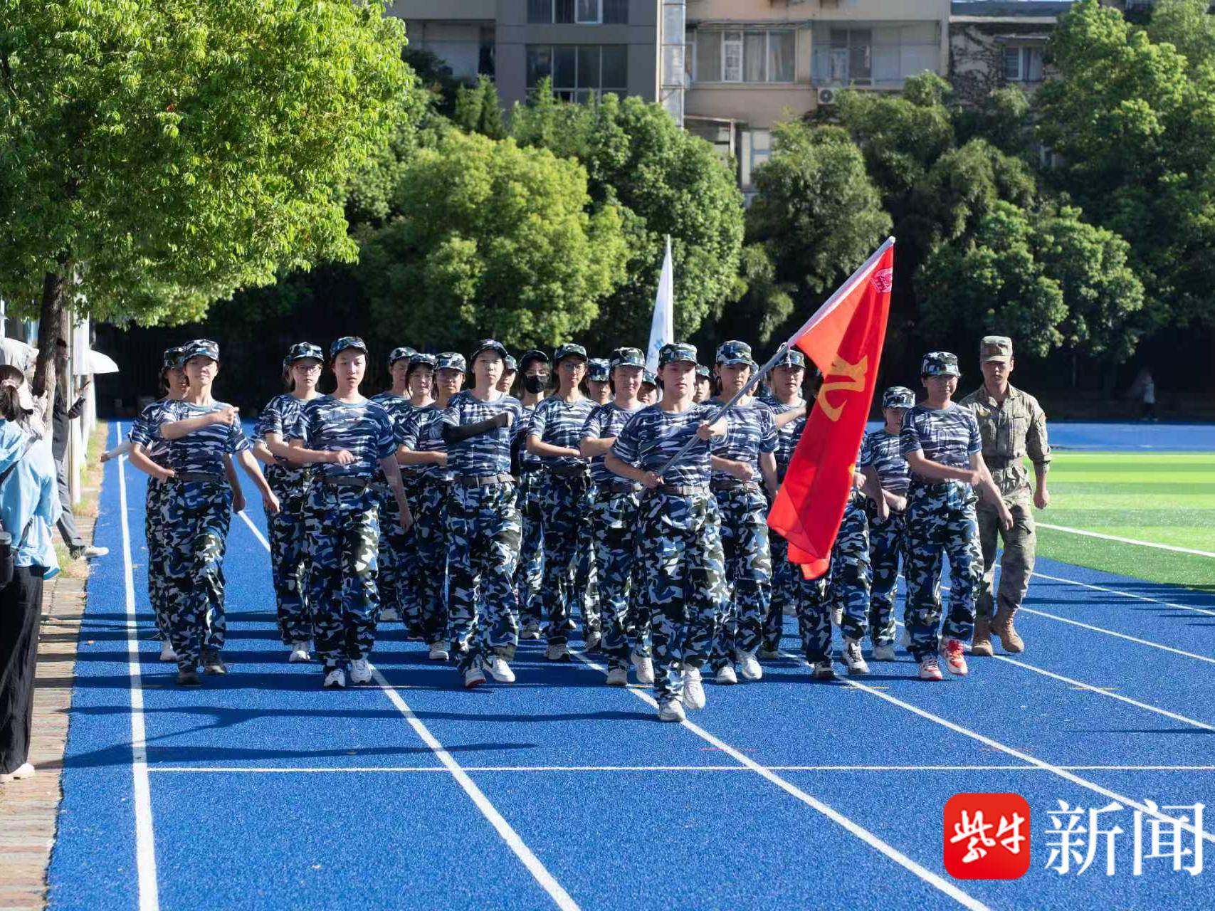 
                        4:3图片