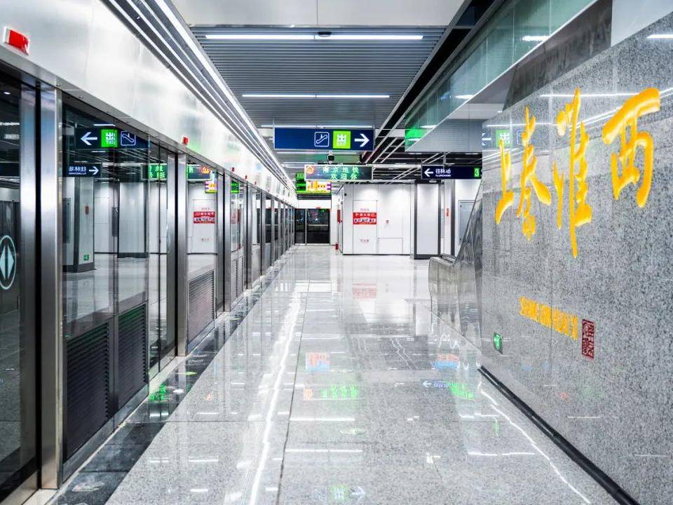 
                        4:3图片