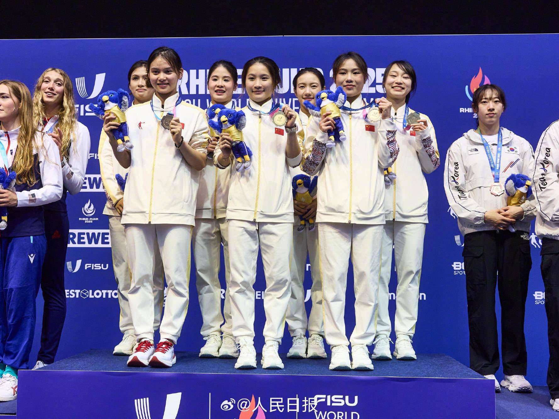 
                        4:3图片