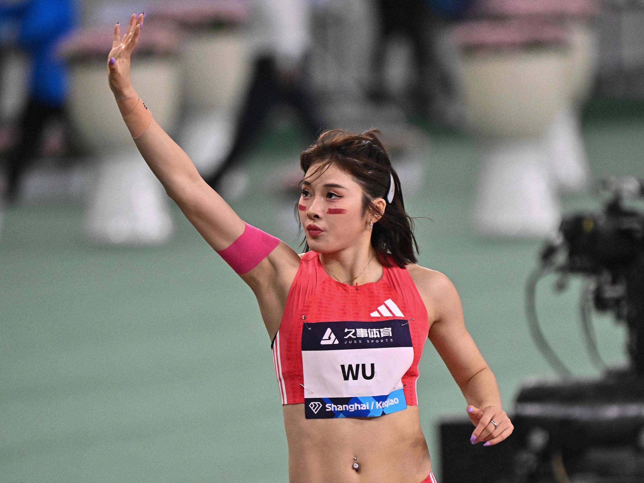 
                        4:3图片