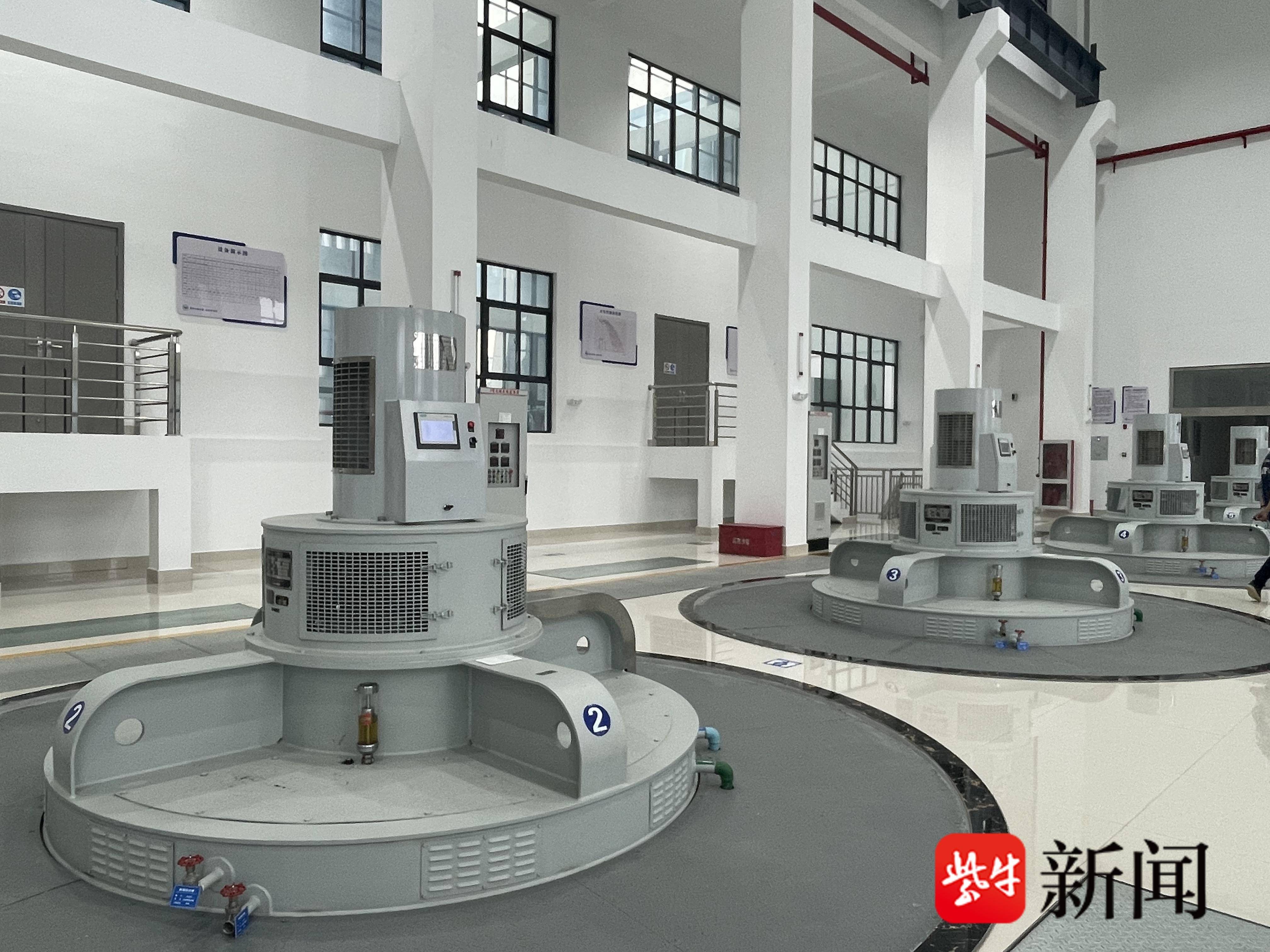 
                        4:3图片
