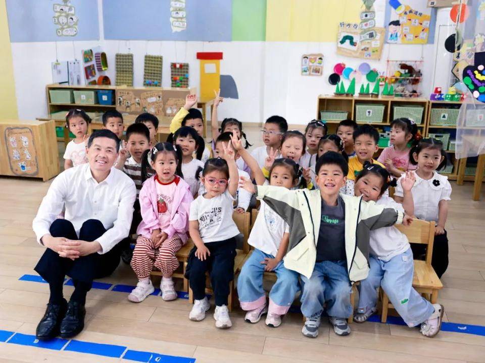 
                        4:3图片