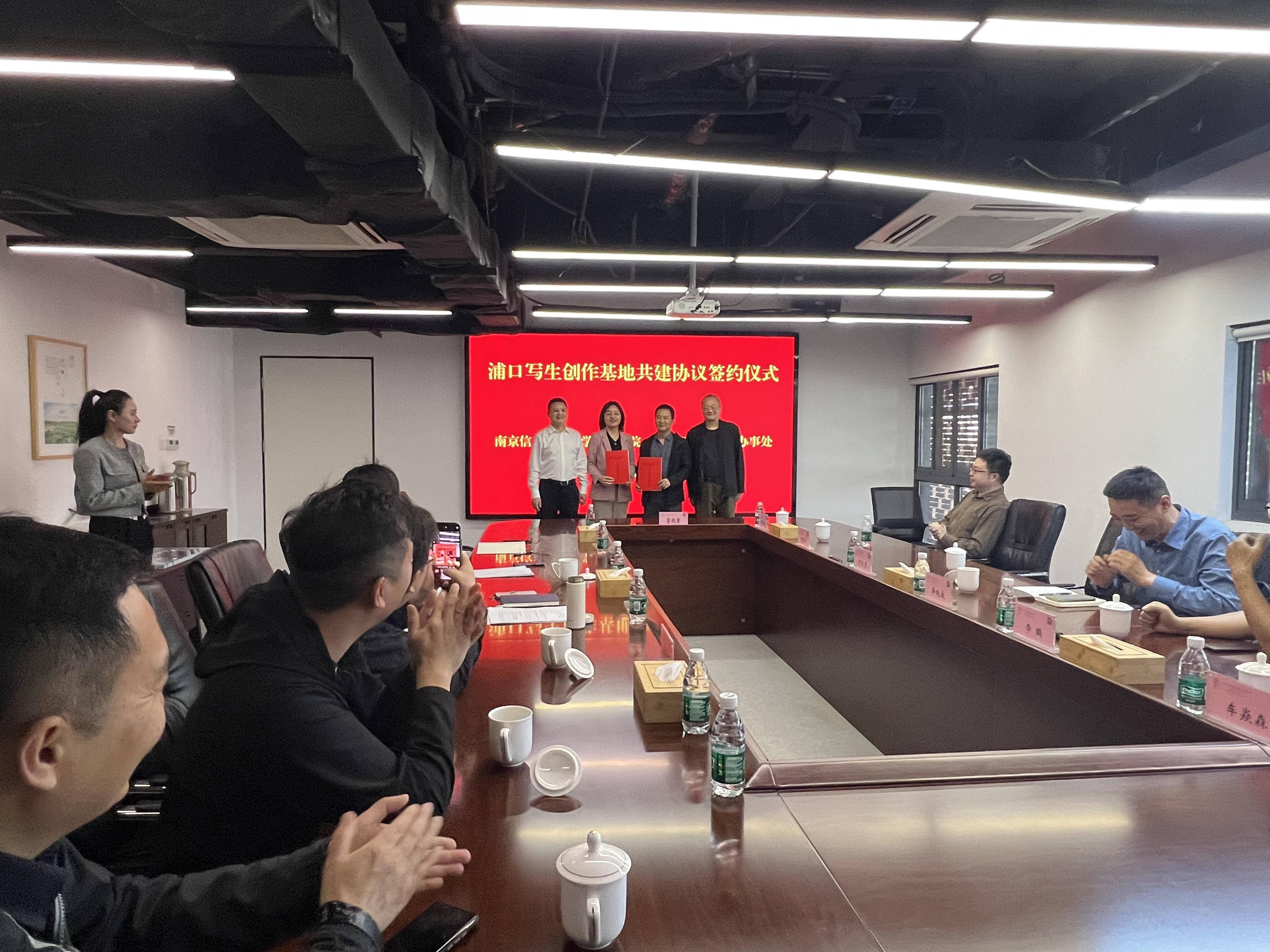 
                        4:3图片