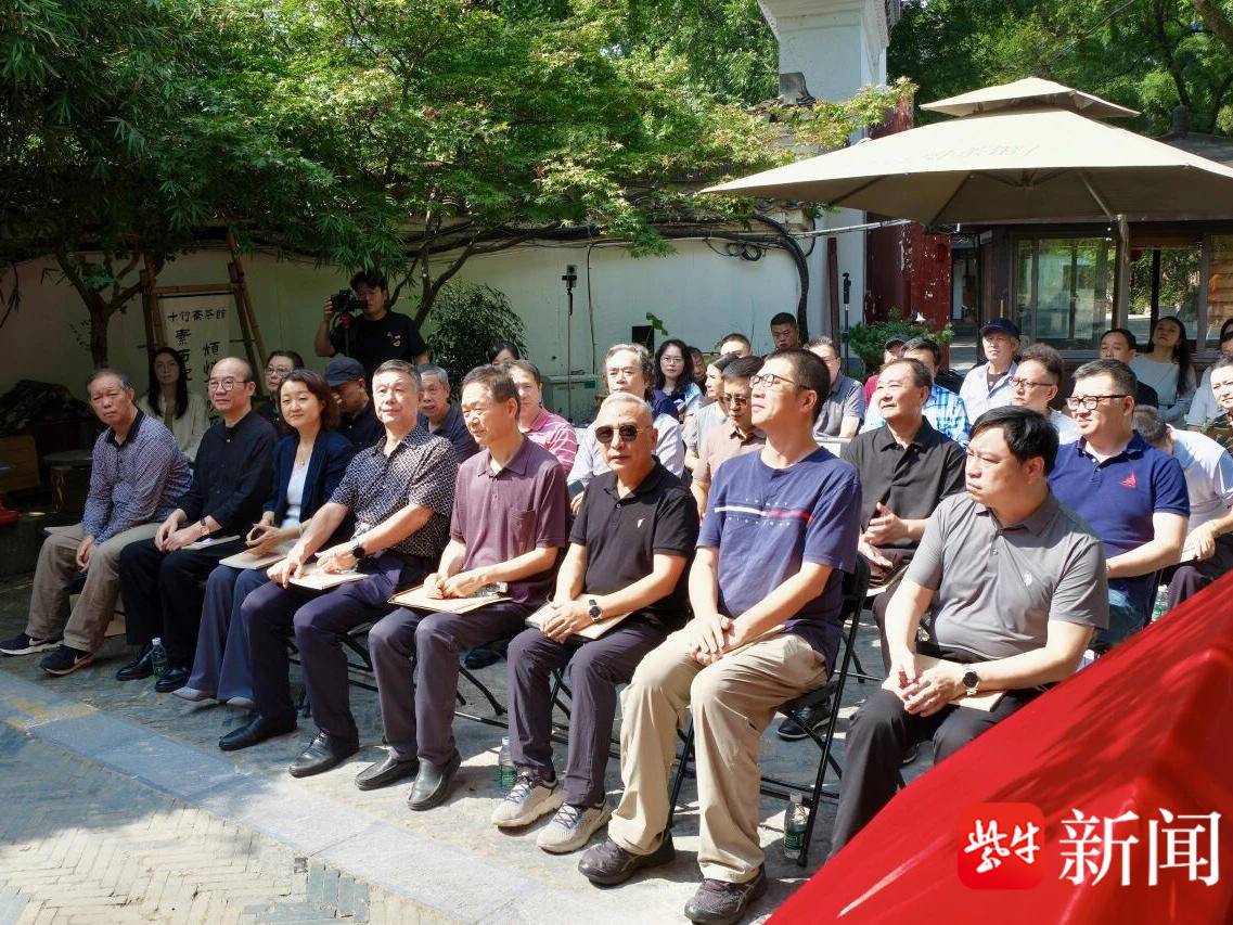 
                        4:3图片