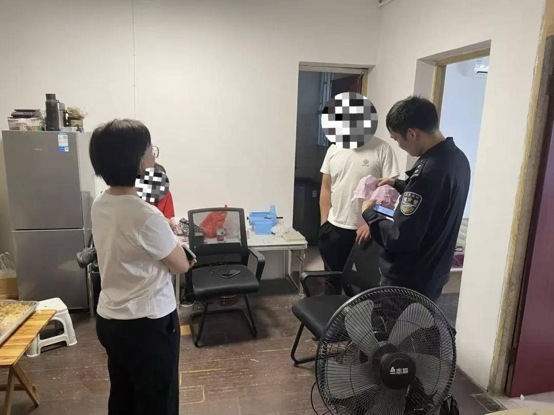 
                        4:3图片