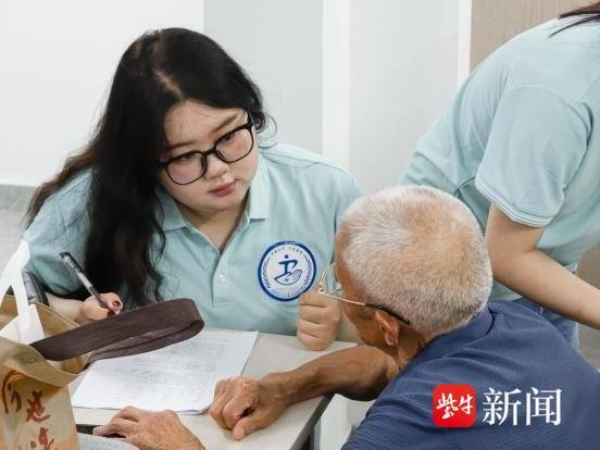 
                        4:3图片