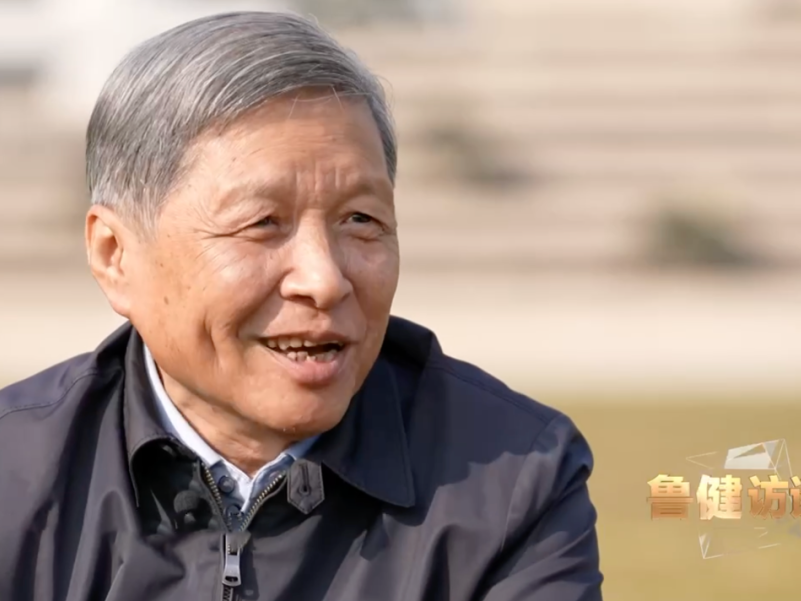 
                        4:3图片