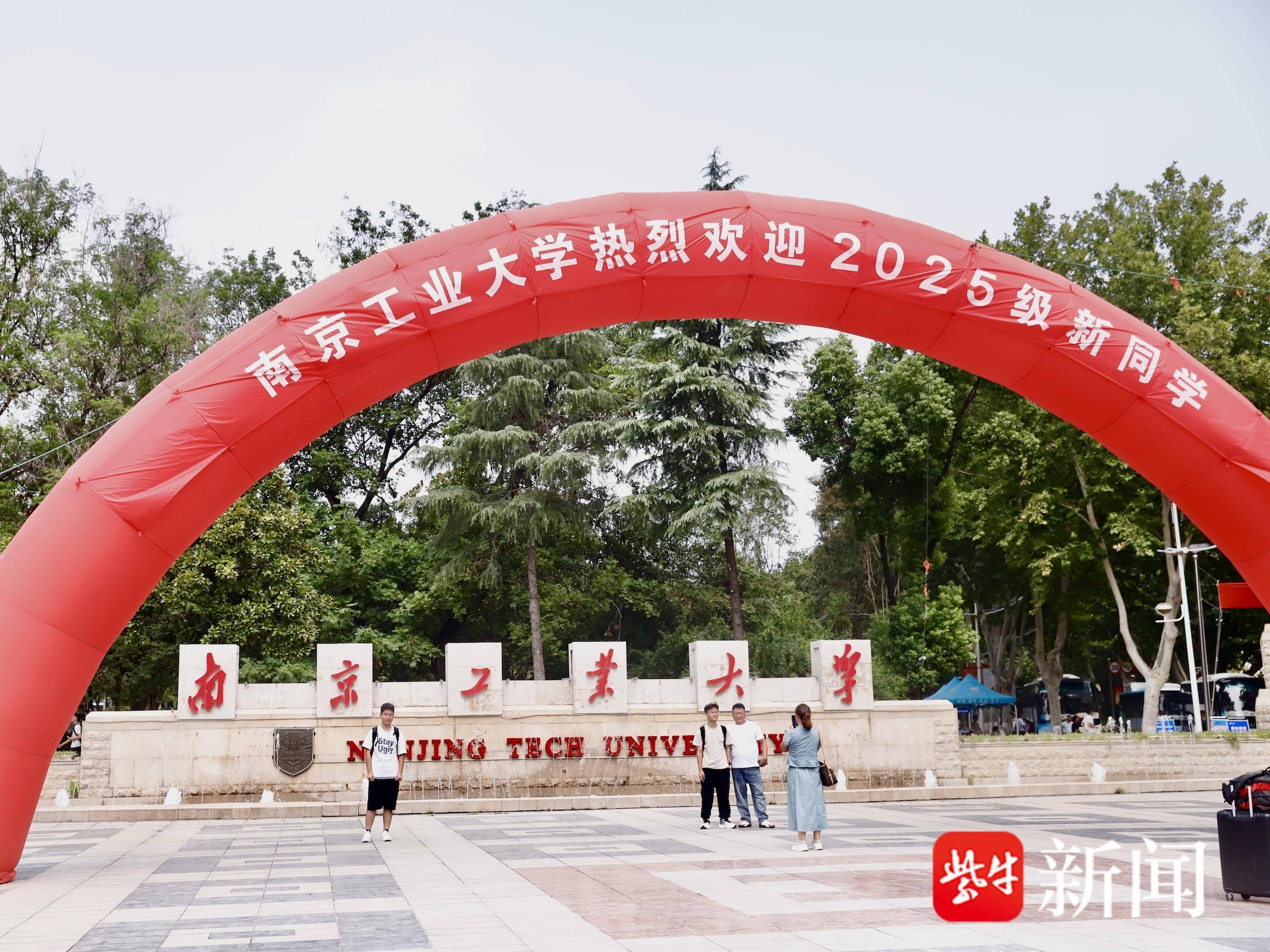 
                        4:3图片